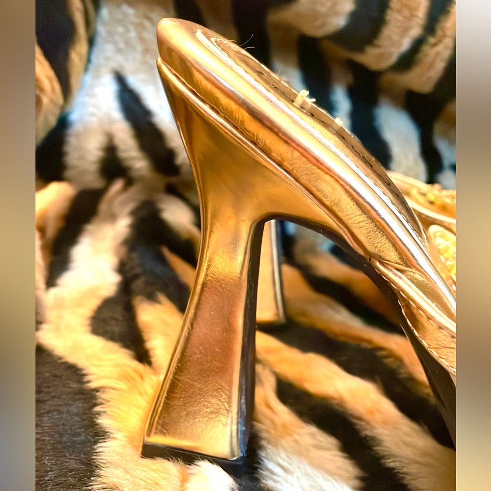 🌟🦋Lemonade Butterfly Flip Flop Heels Y2K🦋🌟 - Picture 3 of 3
